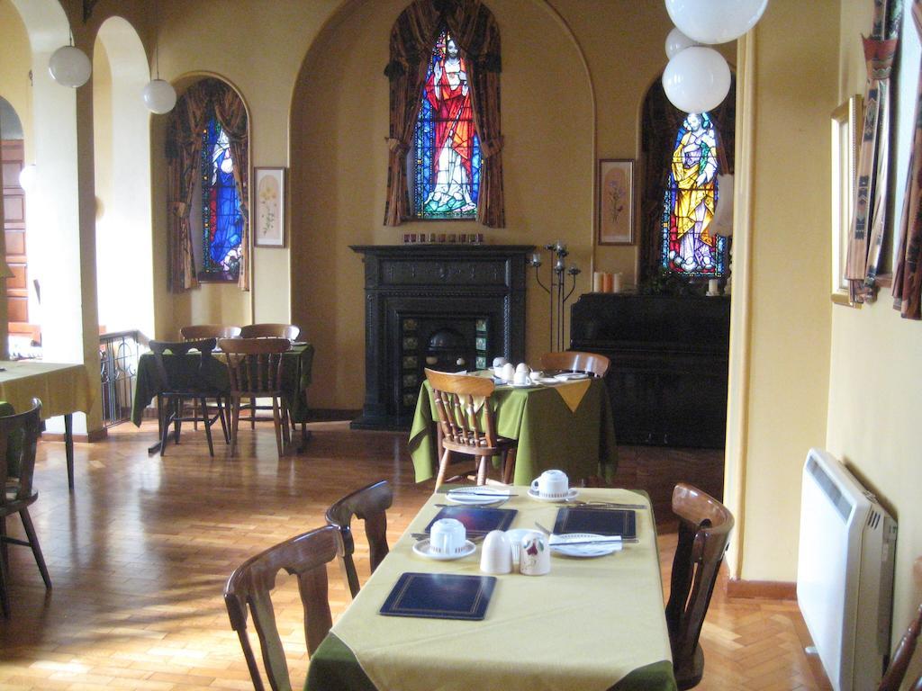 リーノーン The Convent Bed & Breakfast エクステリア 写真
