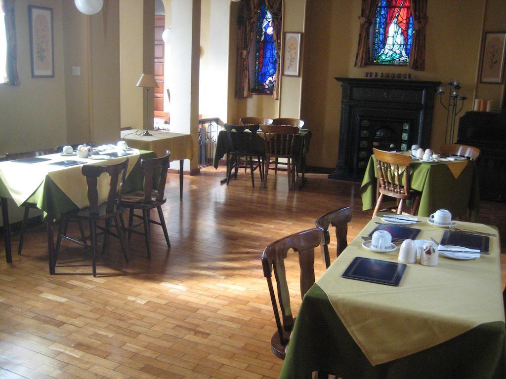 リーノーン The Convent Bed & Breakfast エクステリア 写真